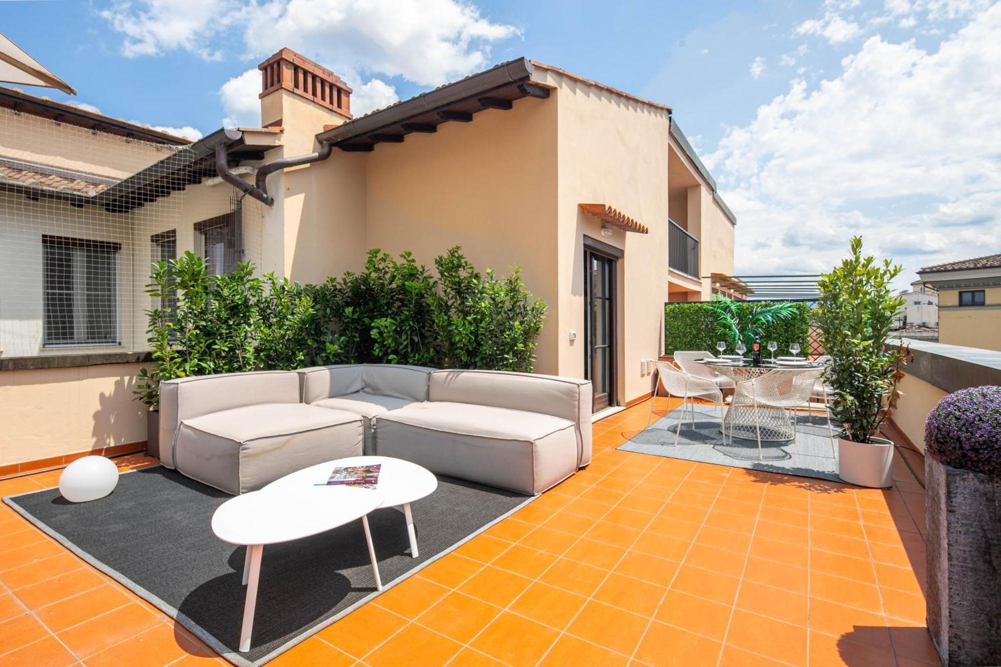 Apartamento Attico Ponte Vecchio Vista Duomo+parking+terrazzo *
